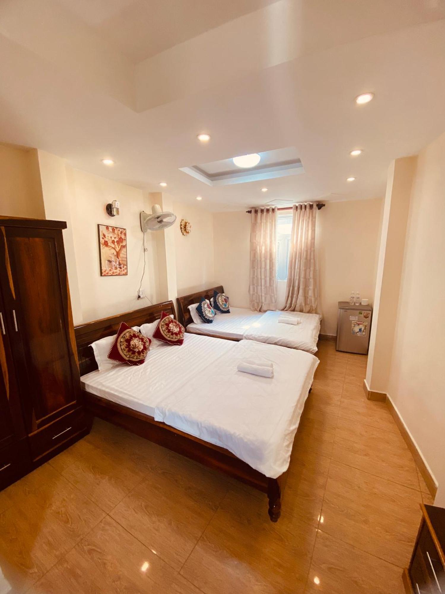 Hotel Khach San Thuy Tien Dalat Exterior foto
